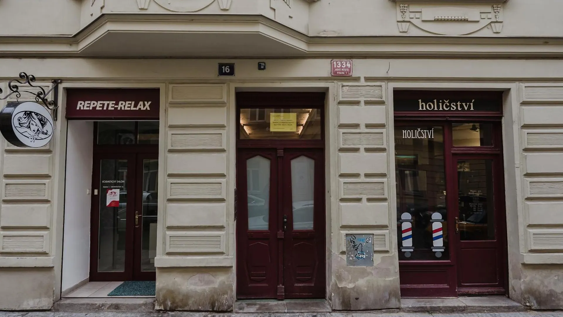 Lejlighed Prague Days - 3Bdr Attic Loft-Style Apt - Fireplace - City Center